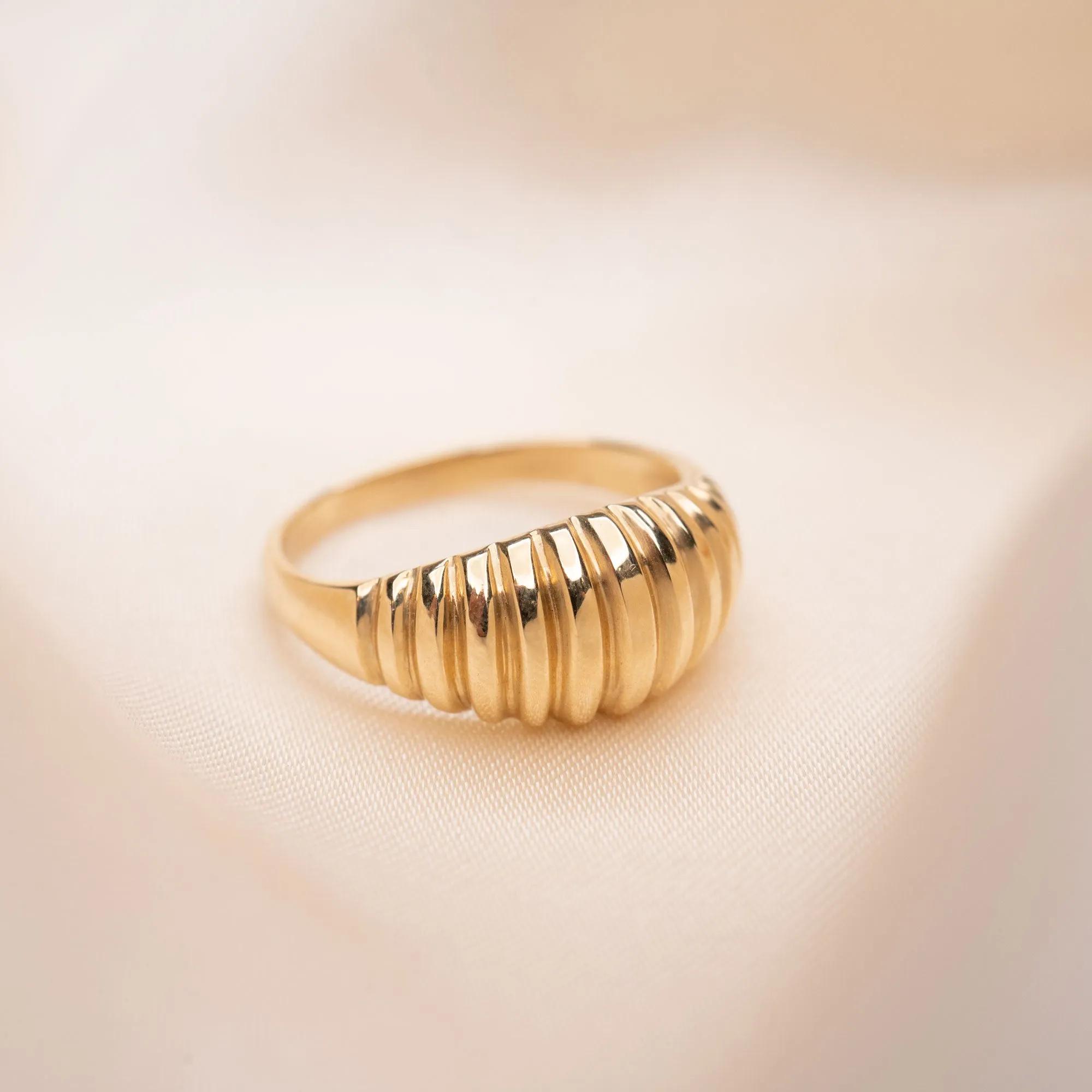 14k Gold Ribbed Dome Ring