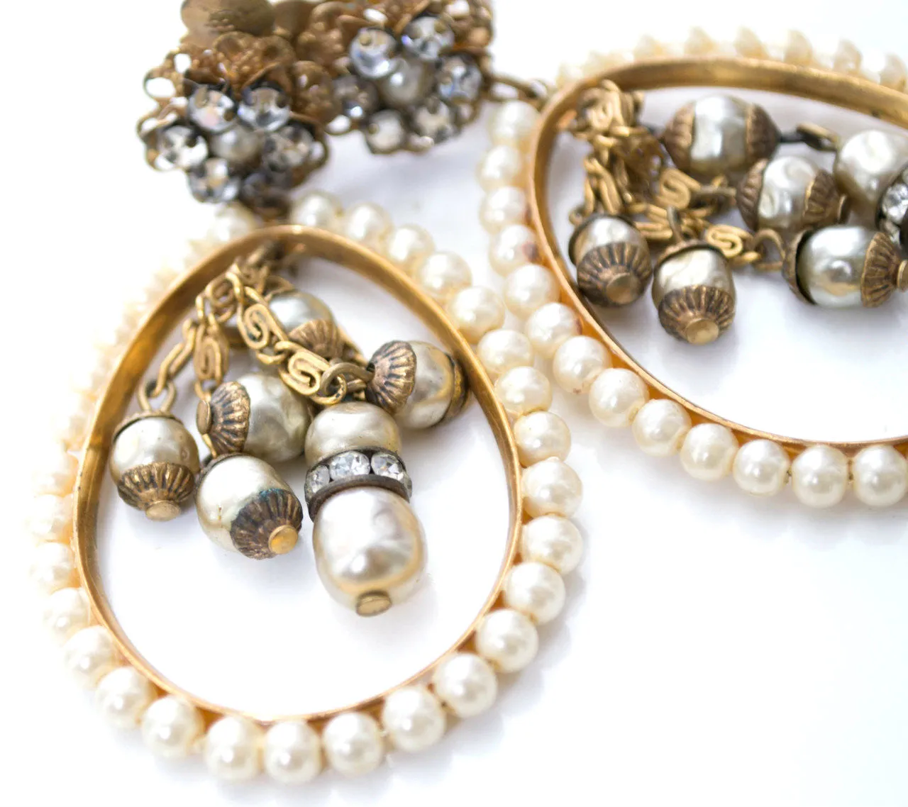 1940s Vintage Dangle Drop Rhinestone Pearl Hoop Earrings