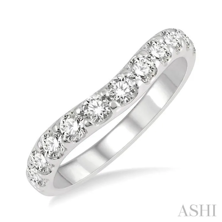 3/4 Ctw Arched Center Round Cut Diamond Wedding Band in 14K White Gold