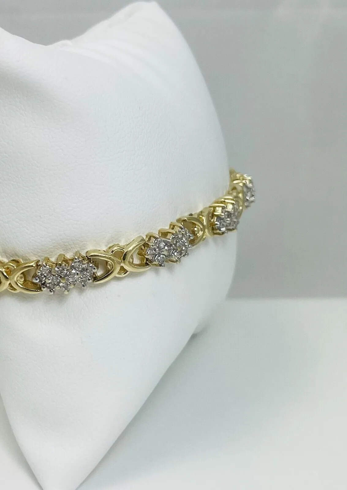 7" Showy 2ctw Natural Diamond 10k White Gold Bracelet