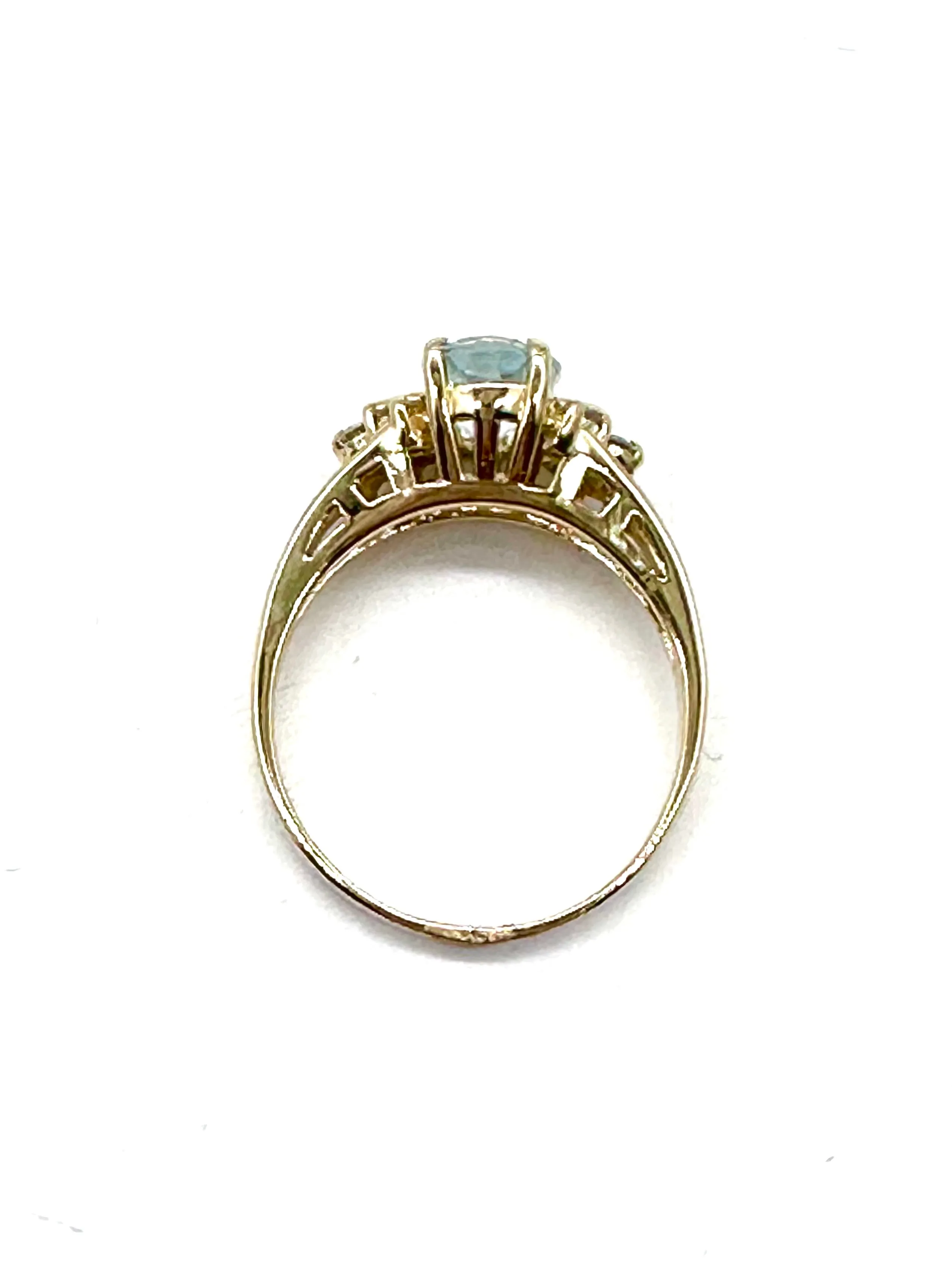 Aquamarine & Diamond Ring