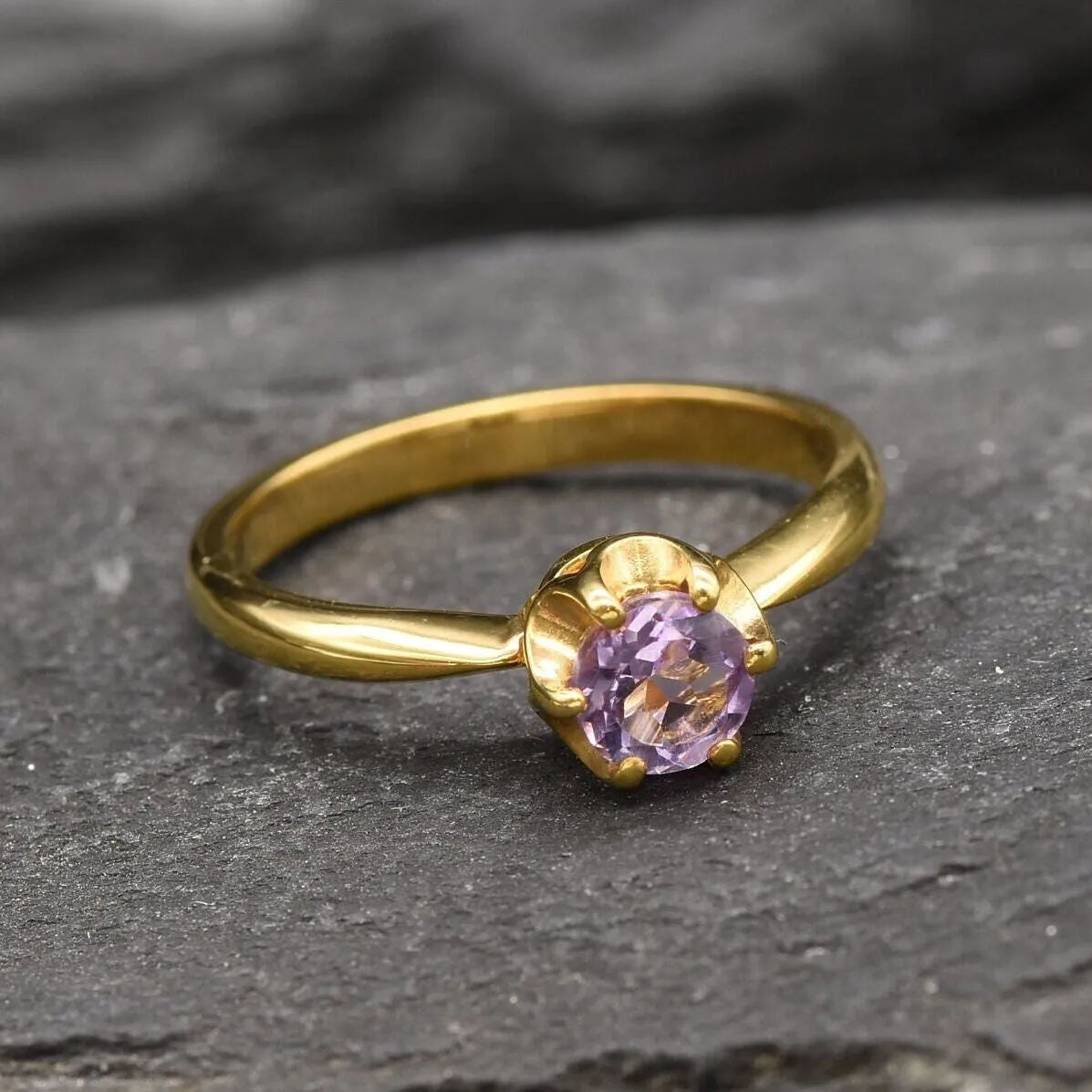 Dainty Amethyst Gold Ring - Natural Amethyst Ring - Minimalist Purple Ring