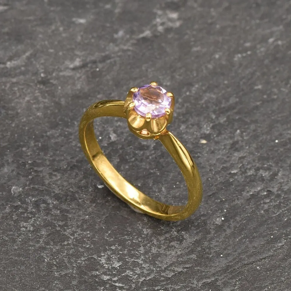 Dainty Amethyst Gold Ring - Natural Amethyst Ring - Minimalist Purple Ring