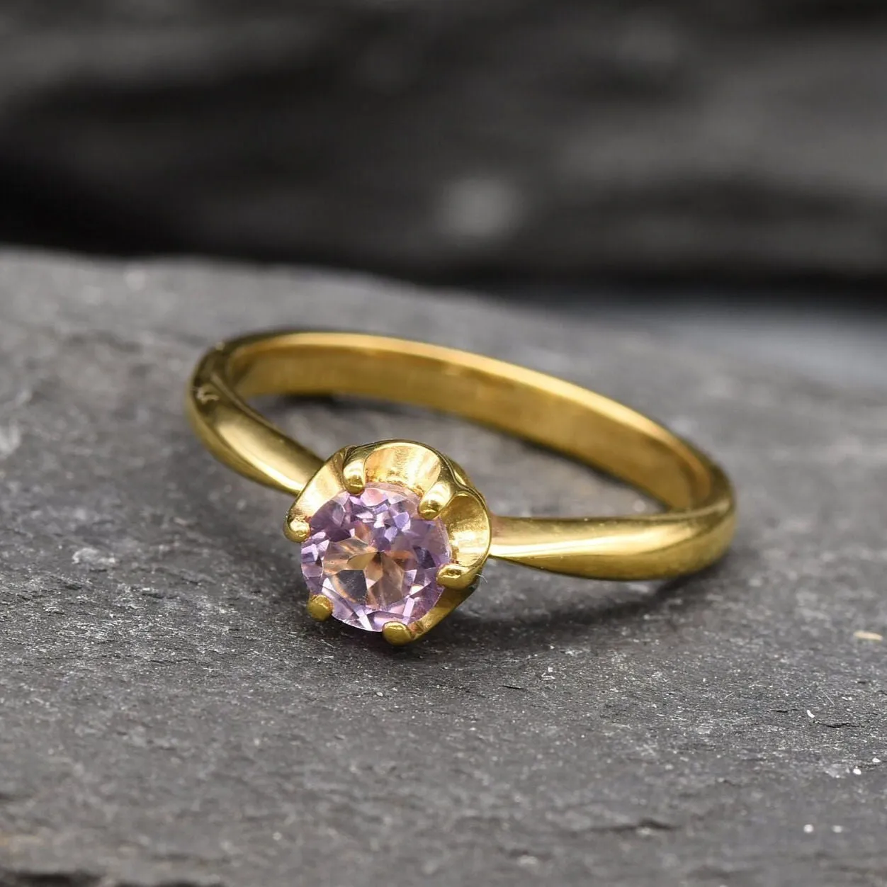 Dainty Amethyst Gold Ring - Natural Amethyst Ring - Minimalist Purple Ring