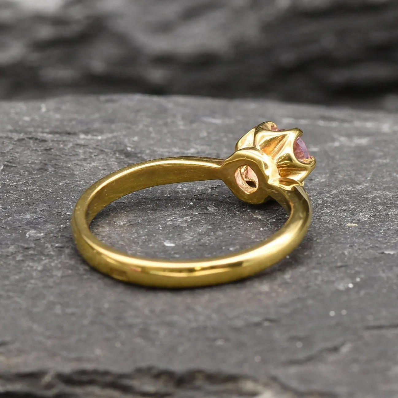 Dainty Amethyst Gold Ring - Natural Amethyst Ring - Minimalist Purple Ring