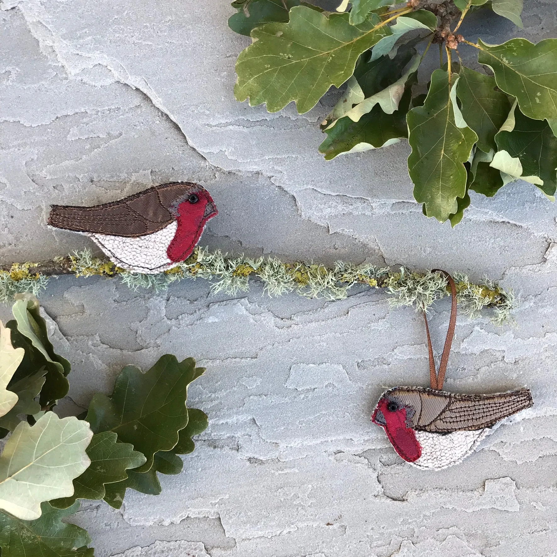 Fabric robin brooch