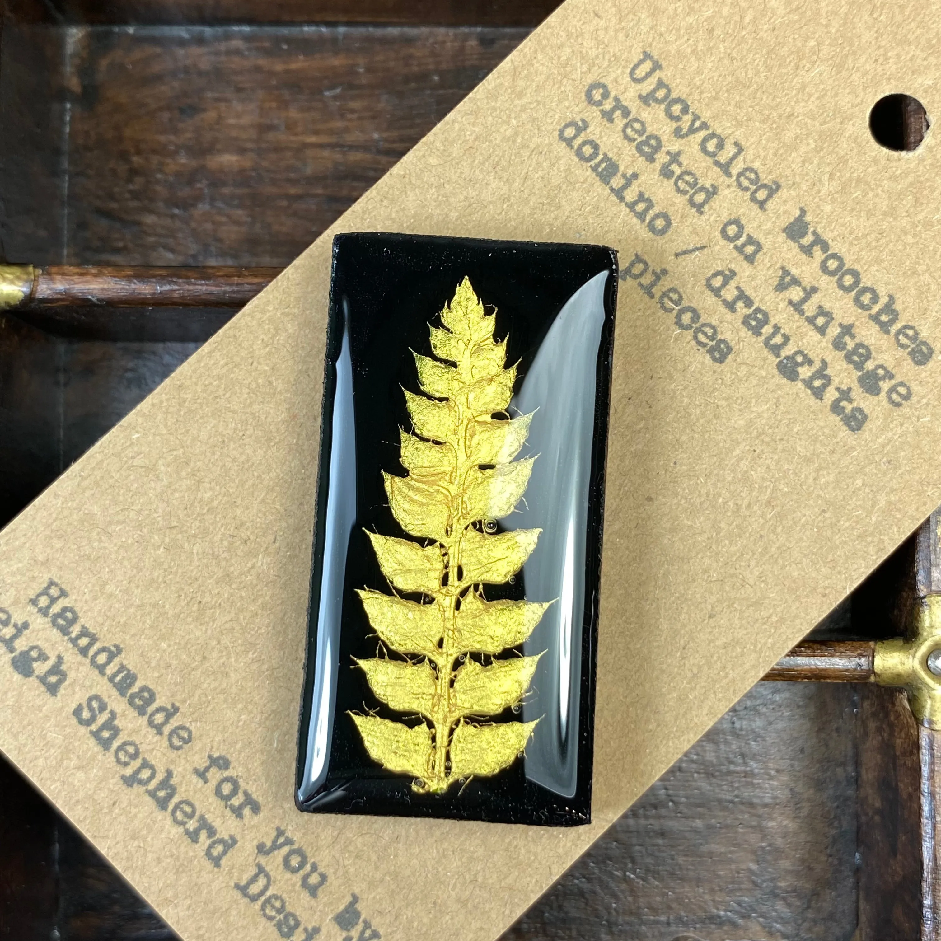 Fern Domino Piece Brooch