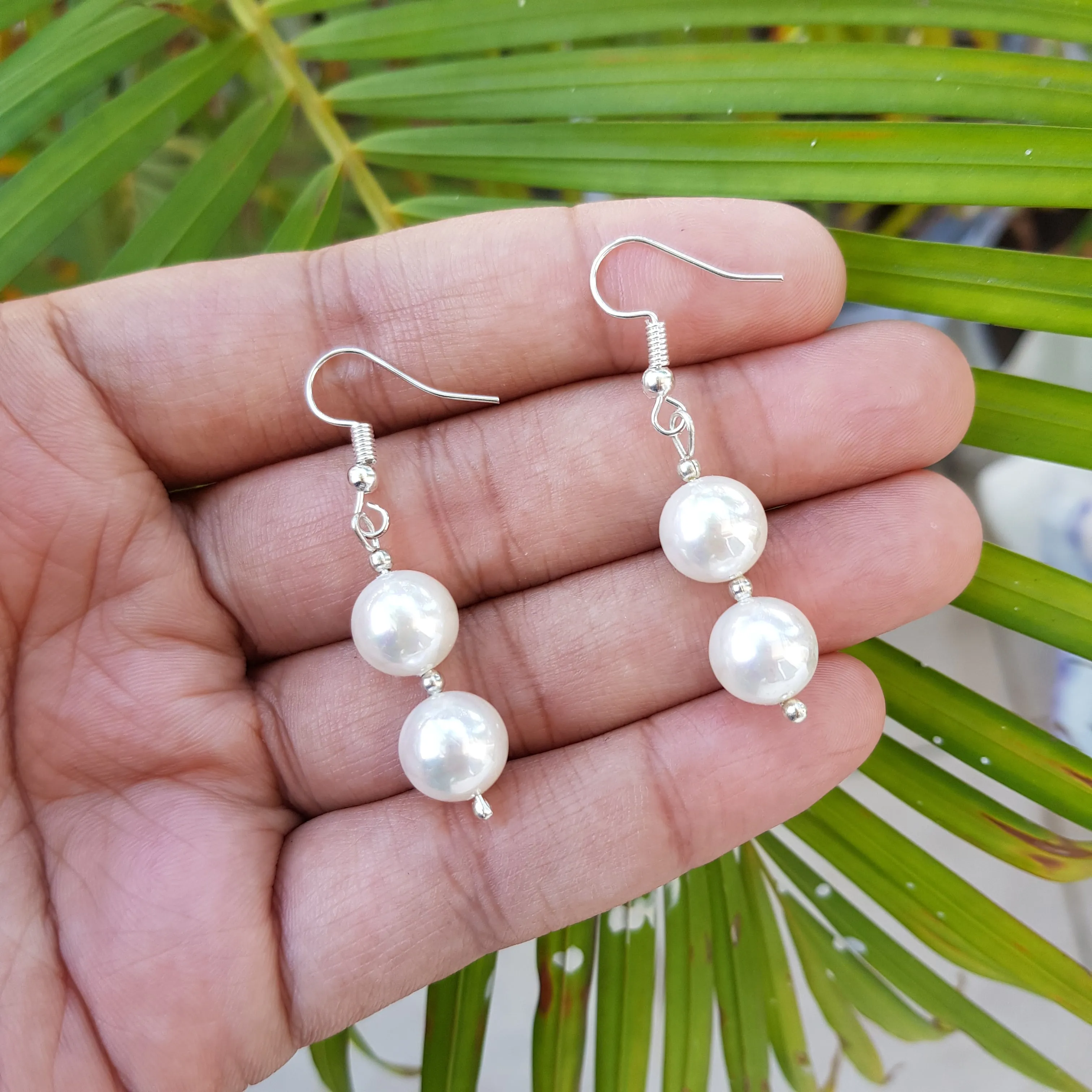 Imeora White 10mm Shell Pearl Earrings