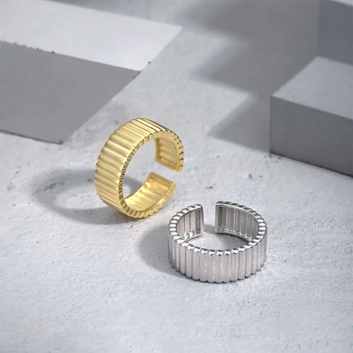 Minimalist Adjustable Ribbed Ring