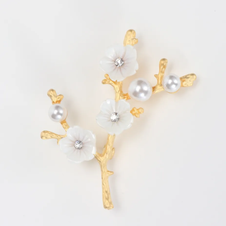 Pearl Flowers Brooch