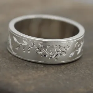 READY TO SHIP 7x1.2mm Branches Leaves & Berries - Size 9 - Silver Bright Cut Engraved Band