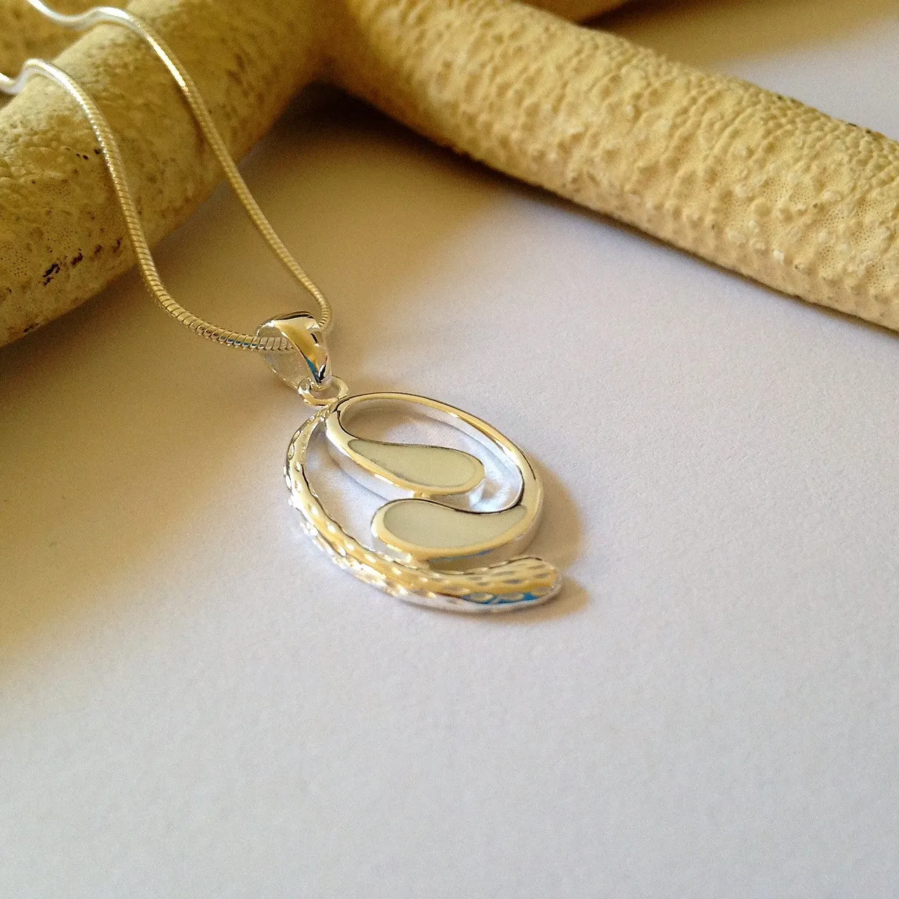 Rolling Wave Pendant - VP147m