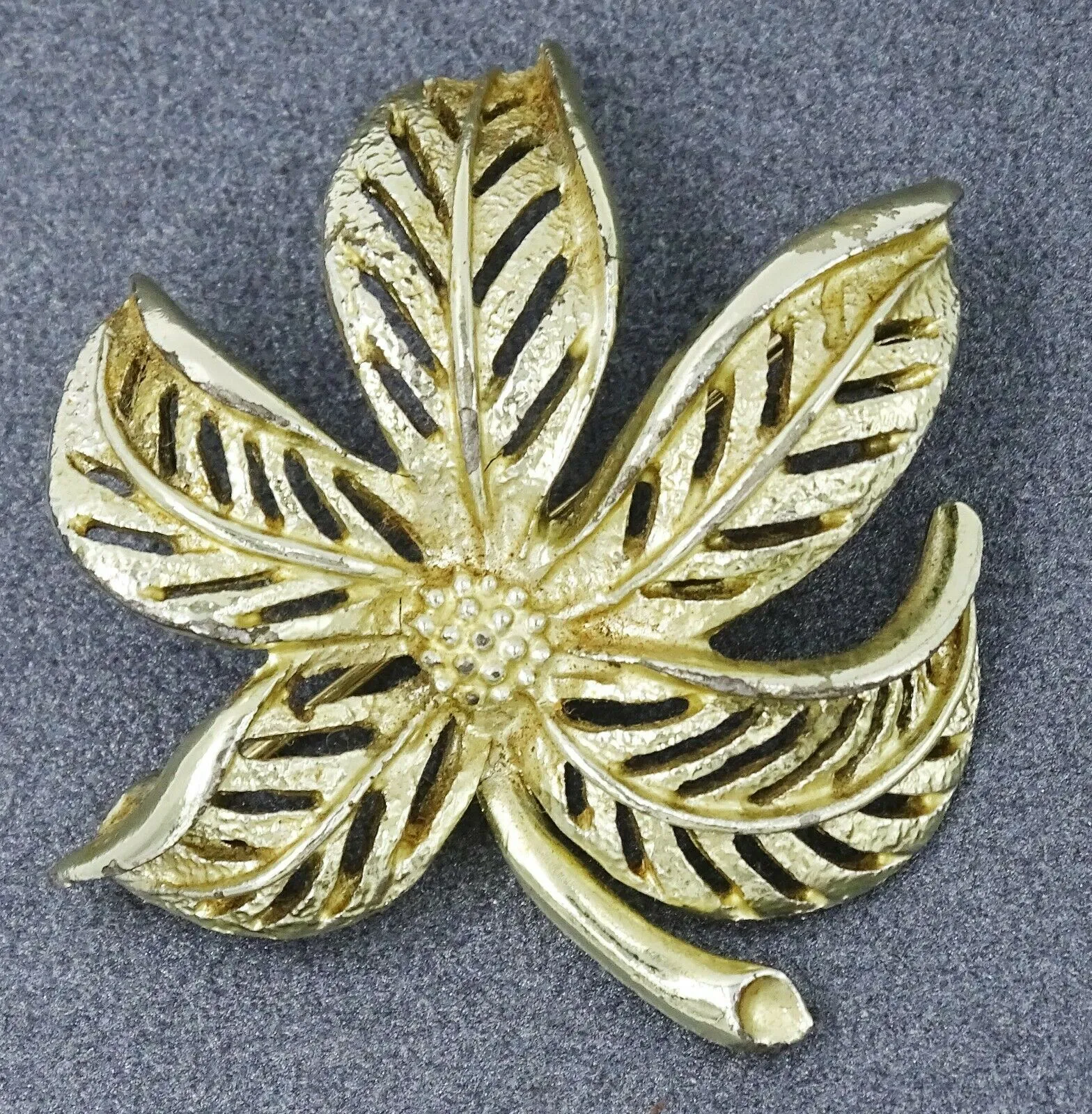 Sarah Coventry Yellow Gold Leaf Brooch