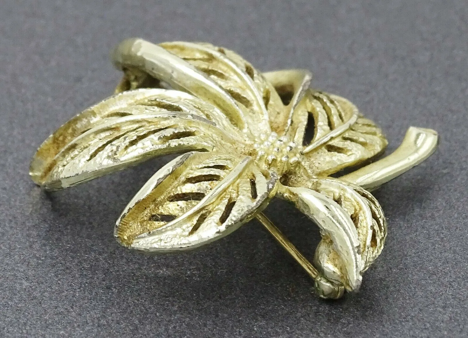 Sarah Coventry Yellow Gold Leaf Brooch