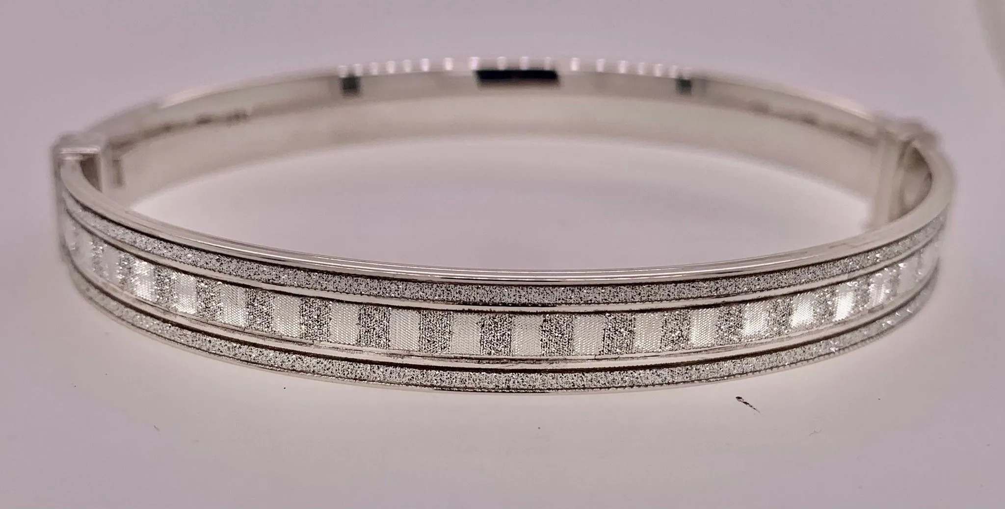 Sterling Silver Glitter Bangle Bracelet